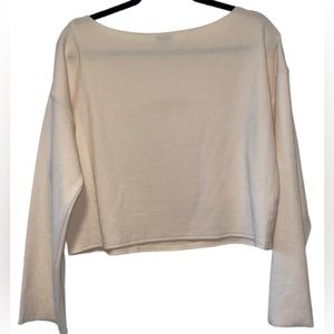 MPC Womens Cropped Sweater size Medium